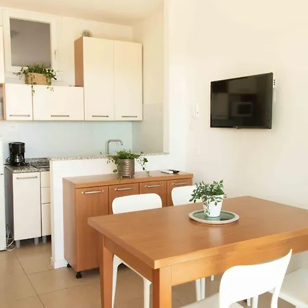 Bia's - Fronte Mare Apartament *