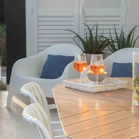 Bia's - Fronte Mare Apartament